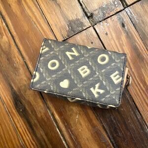 Dooney & Bourke Crossword Credit Card Wallet Case in Brown